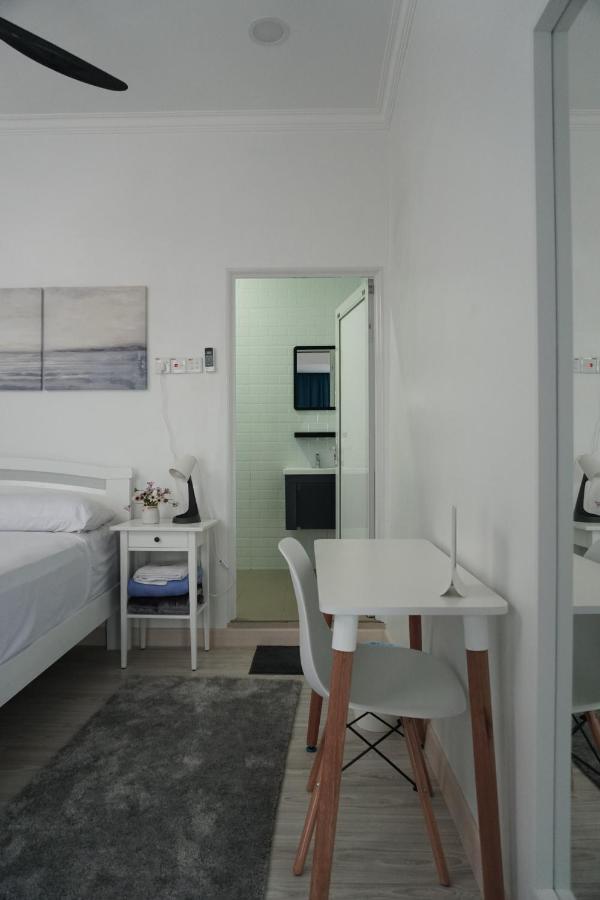 Beit Azzahra Private Pool Villa At Pantai Batu Hitam Kuantan Eksteriør billede